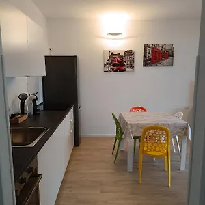 https://eden-house.it-lombardy.com